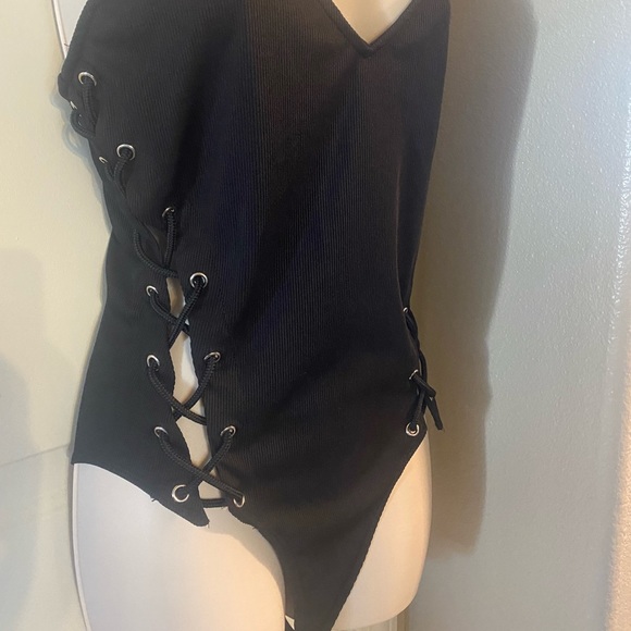 NWOT Black Forever 21 ribbed body suit w corset sides - Picture 2 of 7